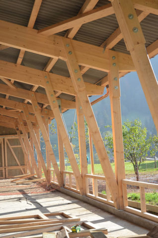 KHT Referenz - Holzträger - Stallanbau, Trachslau